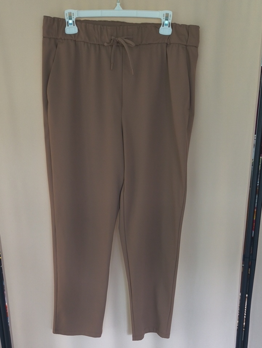 Hilary Radley Taupe Drawstring Pants Size L/G